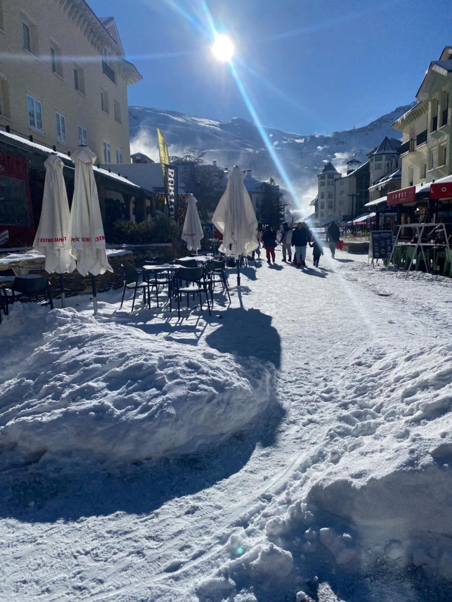 Apartamento Alpino Plaza De Andalucia A Pie De Pistas Sierra Nevada Exteriér fotografie